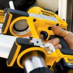 DeWalt DCGG571M1-GB 18v XR Akku Fettpresse inkl. 1x 4.0Ah Akkus