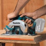 Makita DHS680Z 18v bürstenlos Handkreissäge 165mm ohne Akku und Ladegerät