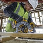DeWalt DCS578NT-XJ 54v XR FLEXVOLT 190mm bürstenlos Handkreissäge ohne Akku und Ladegerät In TSTAK Transportkoffer