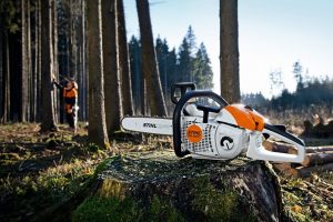 STIHL MS 201 C-M Benzin-Motorsäge | 3/8″ PS Schneidgarnitur 30 cm